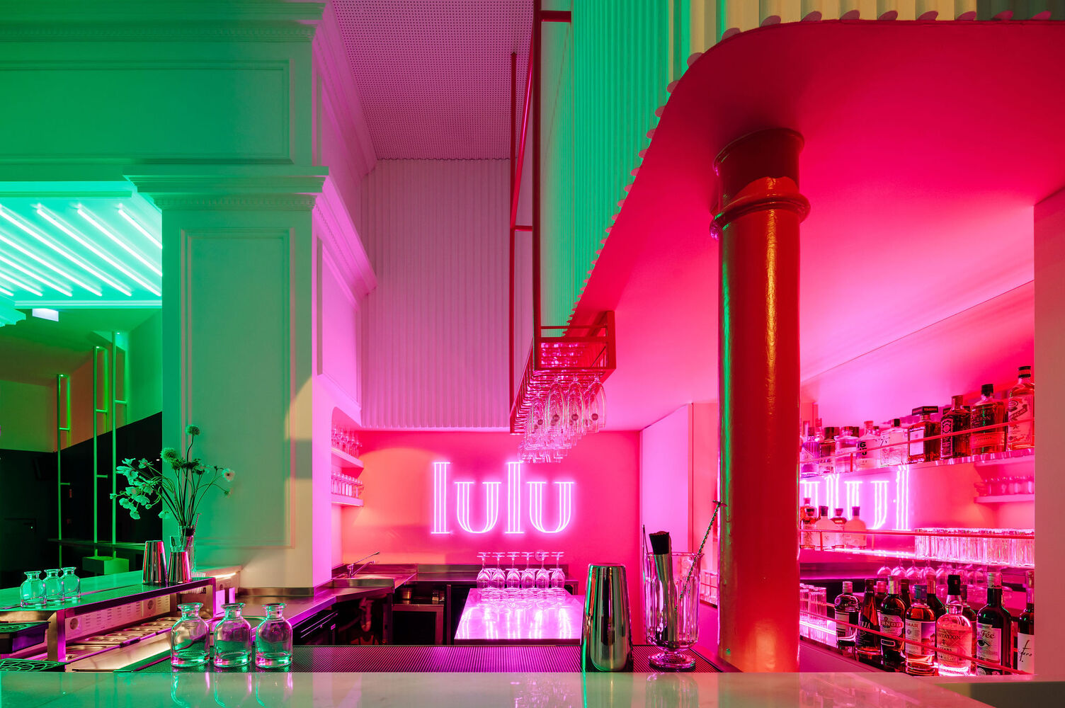 LULU  Bar and Restaurant - Dc.ad